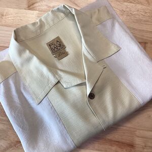 Men's Jos.‎ A. Bank 100% Silk Short Sleeved Button Front XXL Flaw